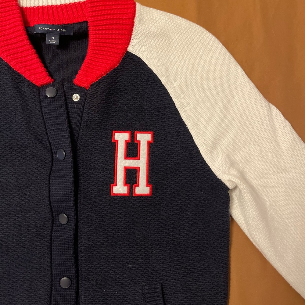 Tommy Hilfiger knit sweater